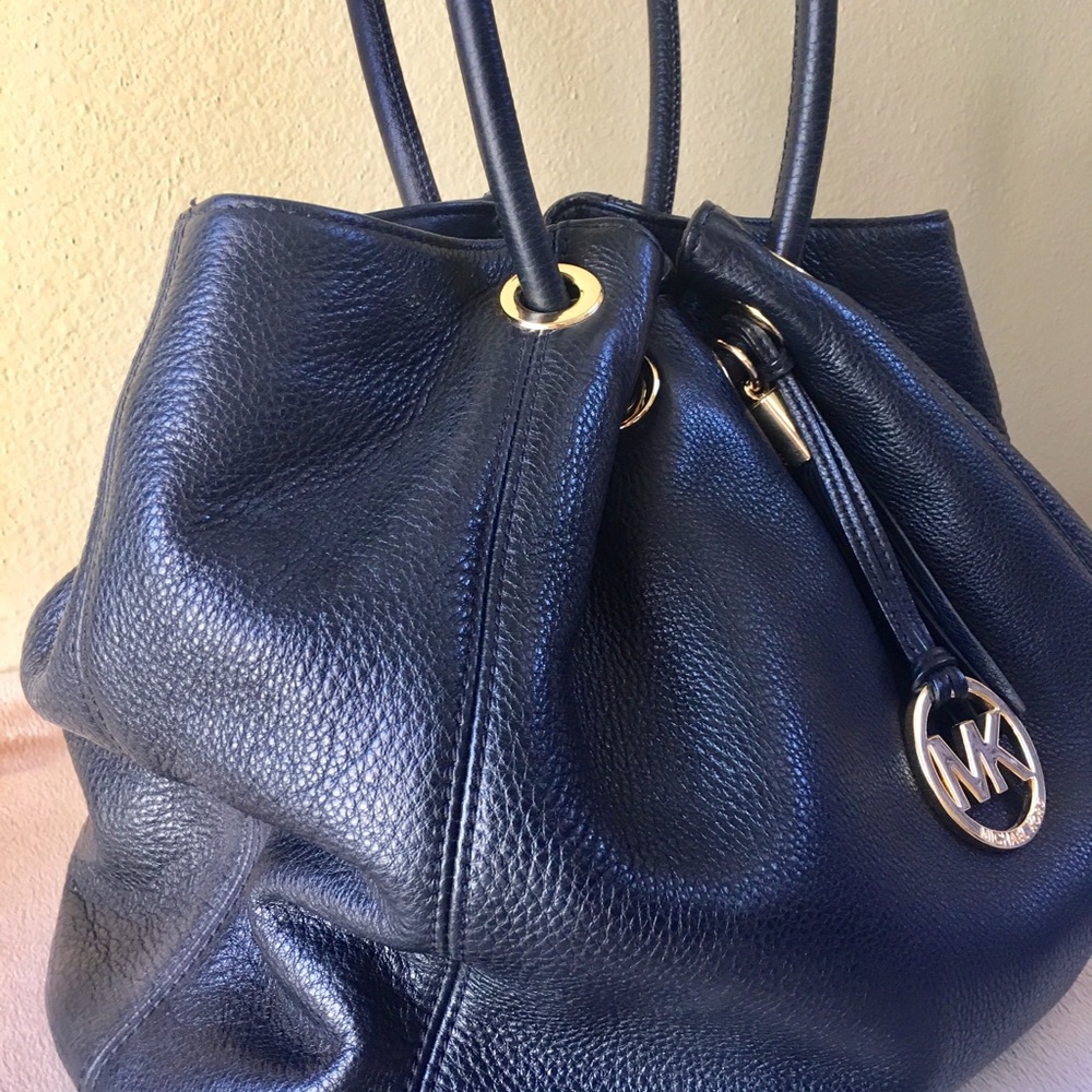 Michael Kors Black Leather Camden Satchel - Picture 5 of 8